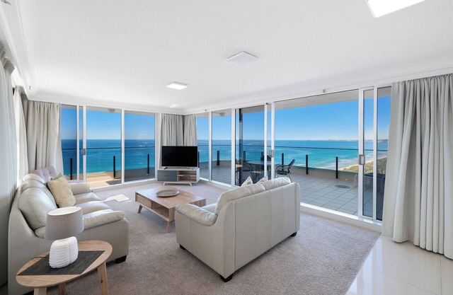 ULTIQA Beach Haven At Broadbeach