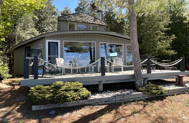 Unique Cabin with Private Beach on Lake Michigan
