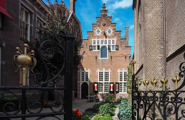 Group Accommodation People The Centre Of Enkhuizen 