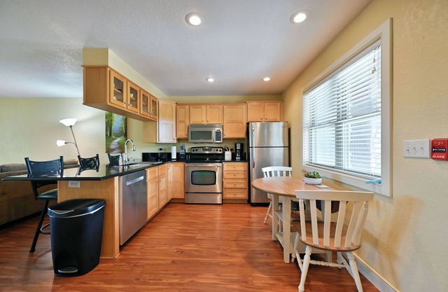 Unit 109 2 Bdrm/2 BA