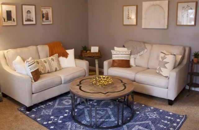 Unit 2 Cozy 2 Bedroom w/Hot Tub