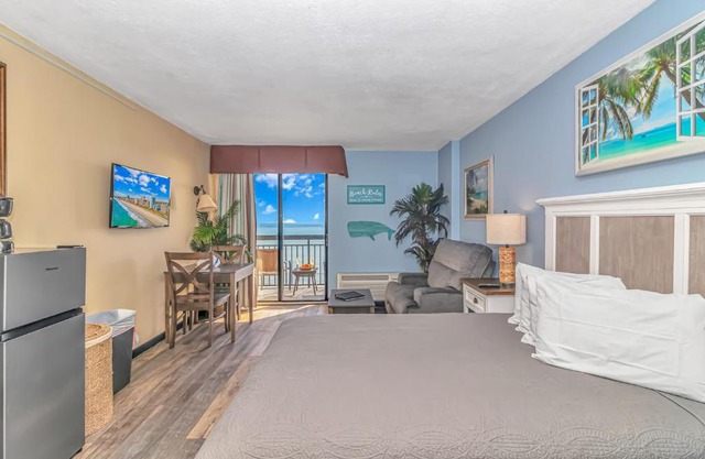 Unit 606 at Sun N Sand Resort