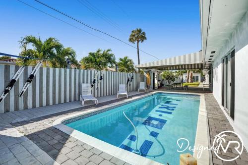 Unit J SeaI Private Room near Deerfield Beach
