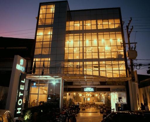 Uno Hotel