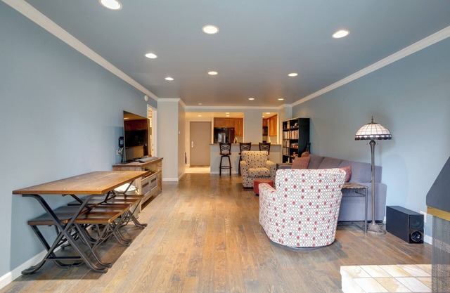 Upscale Denver Condo w/Communal Deck & Gym!