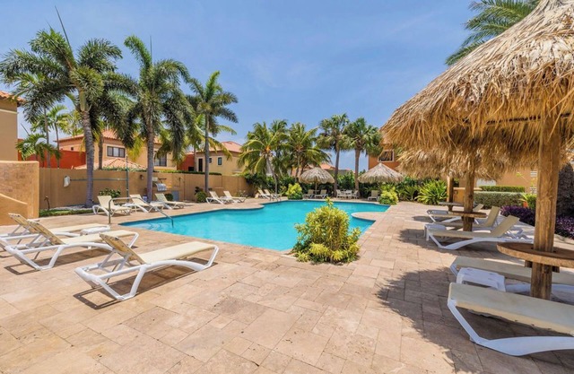 Upscale Gated Community Oasis ~ Close to the Beach