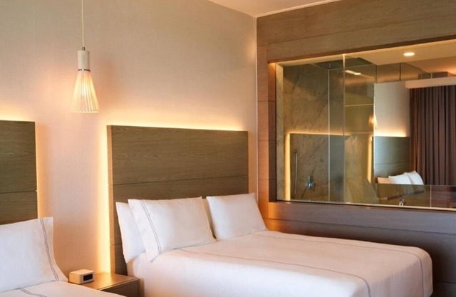 Upscale Resort Suite with Exclusive Lounge, Spa and Pool Access