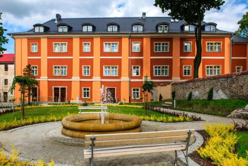 Uzdrowisko Cieplice - Jelenia Góra - Długi Dom