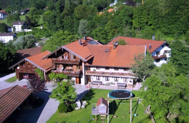 Vacation apartment- 8 persons, 130sqm, 3 bedrooms, large balcony, WLAN