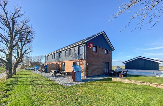 Vacation apartment Fofteinbutze dree in Nordstrand for up to 7 people