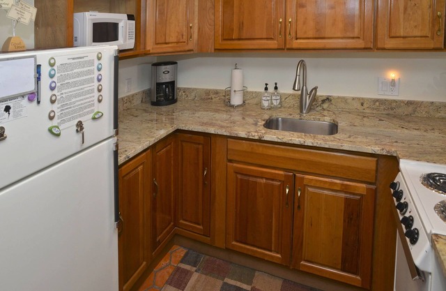 Vail Trails East #7b 1 Bedroom Condo by RedAwning
