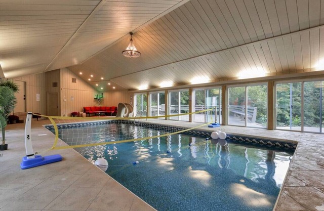 Valley View Villa: Indoor pool, Basketball court, and theater room