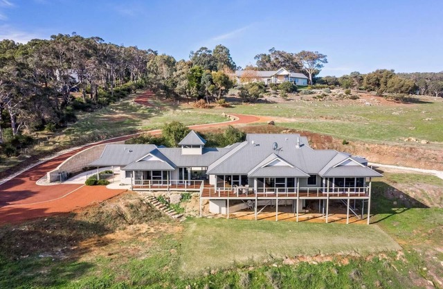 Valley Views Elevated Hilltop Escape near Beaches