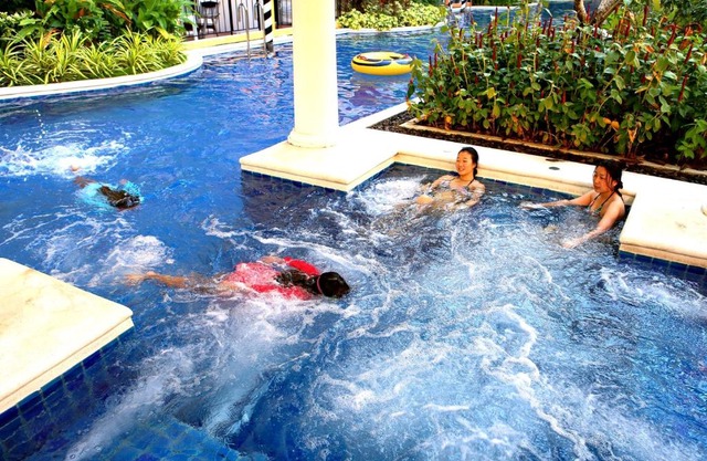 Venetian Poseidon Pool Hotel