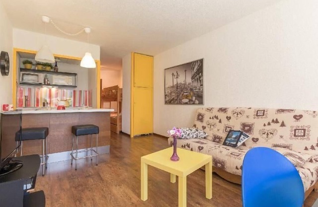 View mountain, balcony, parking, tv, 28m², Montgenèvre