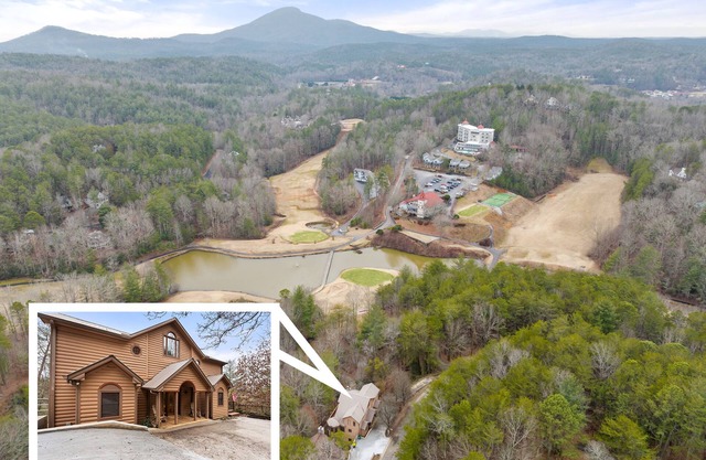 VIEWS of the Appalachian MTN in cozy cabin w/HOT TUB