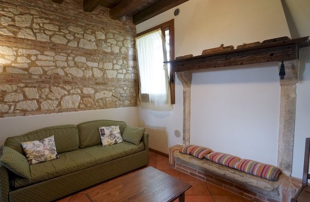 Vigneti apartment with two bedrooms and one bathroom on the second floor (apartment 5)
