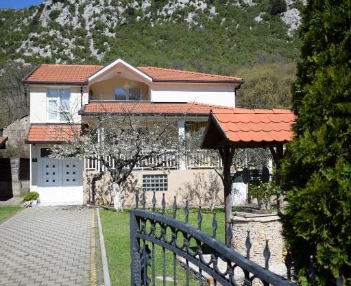 Villa Šurmanci