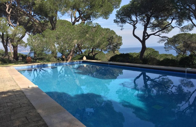 Villa, 7 bedrooms, sea and swimming pool/7 bedrooms, sea and swimming pool.