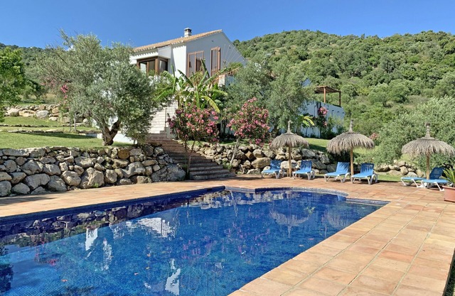 Villa Allegra, a holiday home for 8 people with a private pool in Gaucin