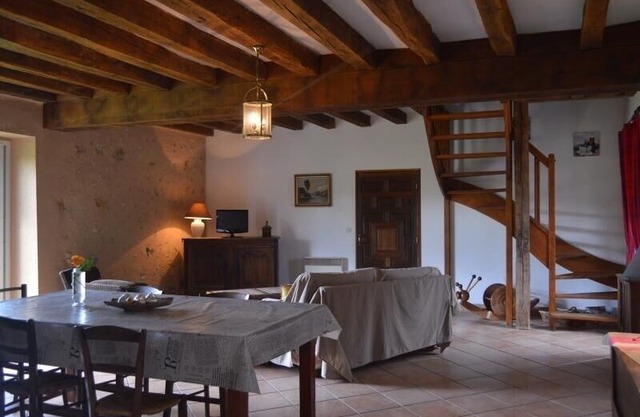 Villa Argenton-sur-Creuse, 3 bedrooms, 6 persons
