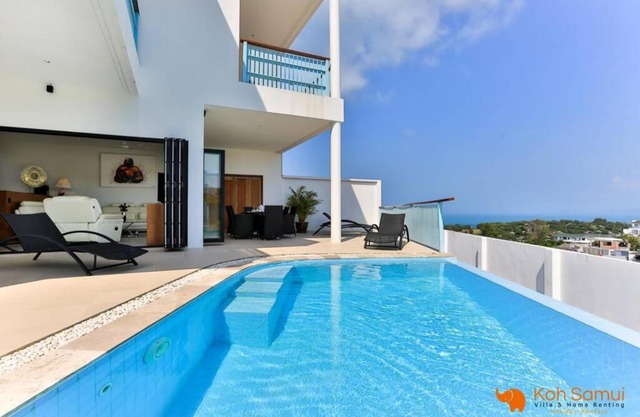 Villa Bato