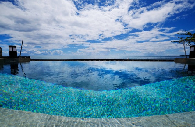 Villa Bella Vita ENJOY VILLAS/3 bdrm with AC/3 bath/pool+lagoon access