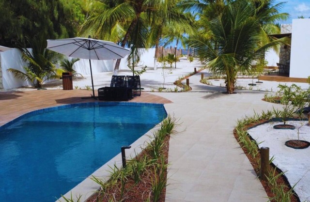 VILLA CANOE HOTEL