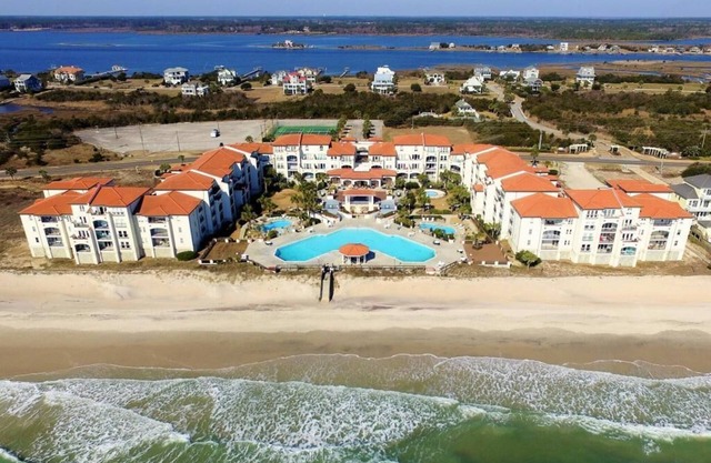 Villa Capriani Ocean Front Resort King Suite 3-4 BR's