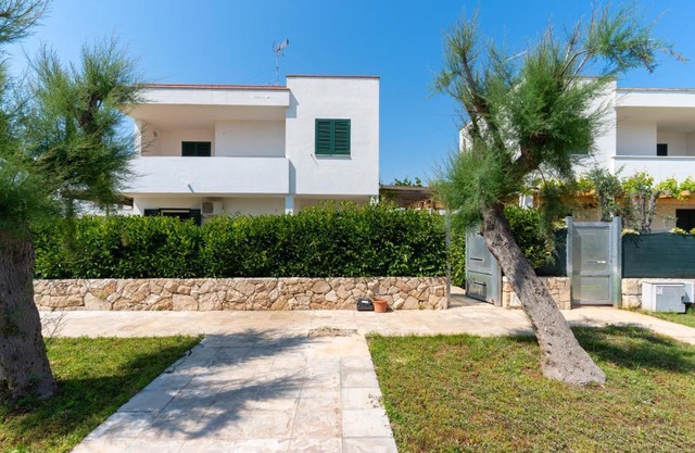Villa Dalila by BarbarHouse