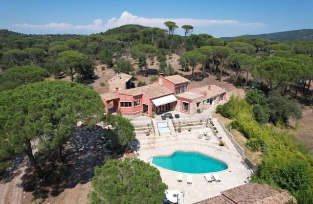 Villa de la Bergerie du Peyloubier
