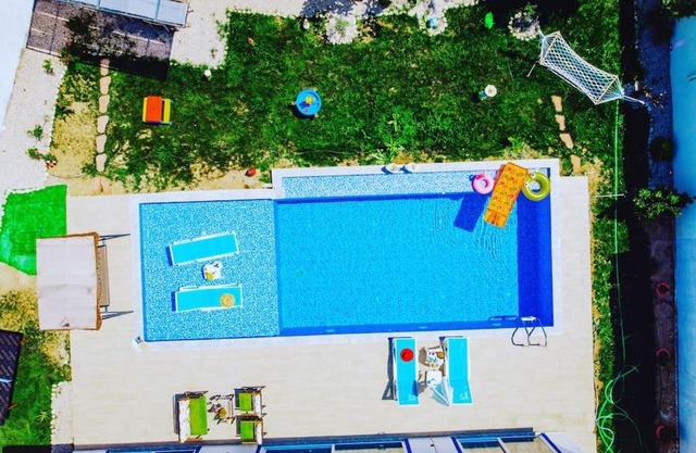 Villa ece didem Havuzlu jakuzili huzurlu rahat bir villa