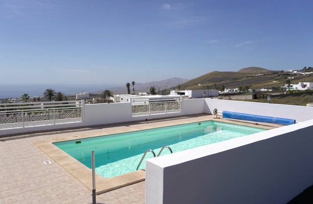 Villa En la Asomada - Four Bedroom Villa, Sleeps 8