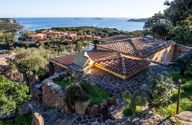 Villa Gufo - Pantogia: 6 guests, panoramic view, garden