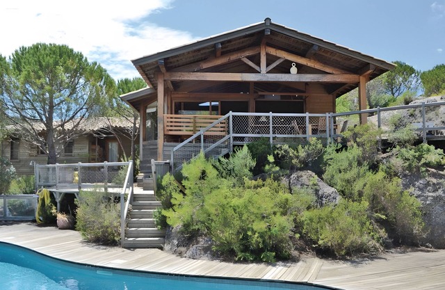 Villa 'In an Exceptional Location' with Mountain View, Wi-Fi and Air Conditioning