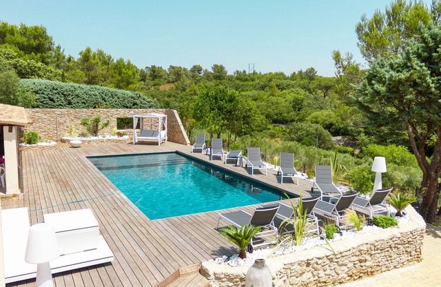 Villa in the heart of the garrigue