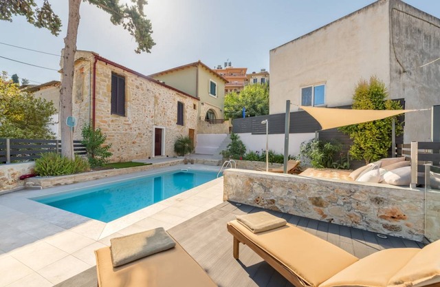 Villa Kirke with private swimming pool
