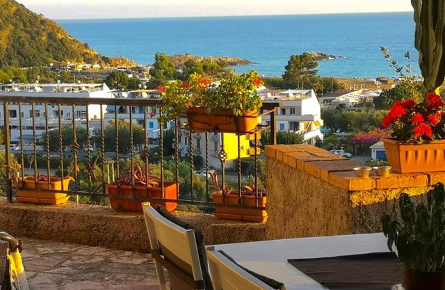 Villa Lo Scoglio