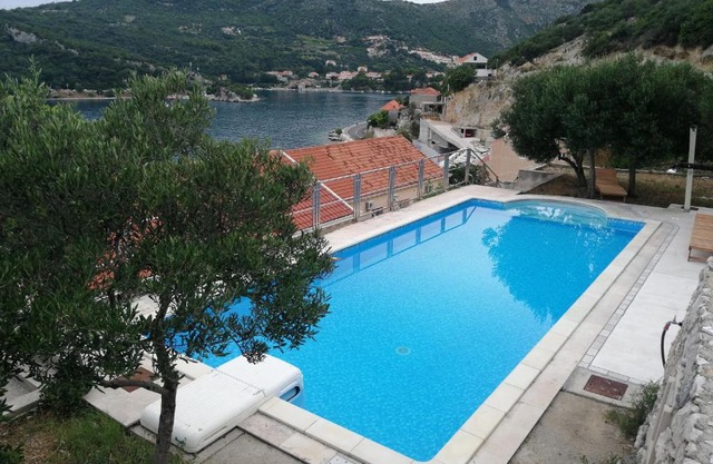 Villa Matej with pool and sea view