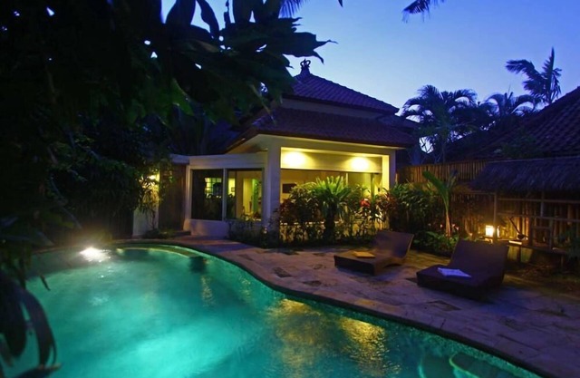 VILLA OF CHARM WITH SUPERB VIEW ON RICE RICE IN CANGGU/BALI