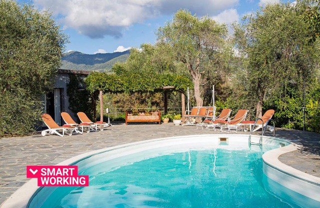Villa San Massimo with pool by Wonderful Italy