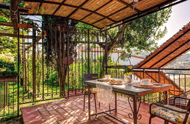 Villa Sorrentina With Panoramic Terrace