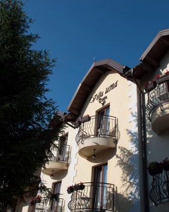 Villa Una