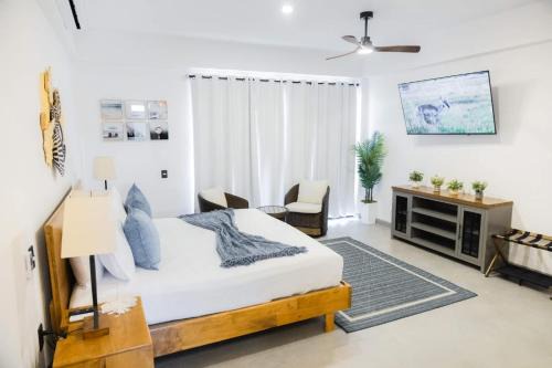 Vista Pedregal-Stylish Holiday Apartment in the Heart of Cabo, 2 Minutes walk to Marina