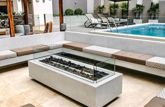 w Breezy 2BR in Luxury Building in Barranco