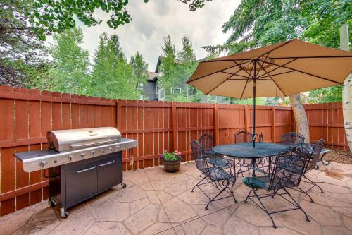 Walk to Main St and Ski Shuttle Frisco Home with Yard