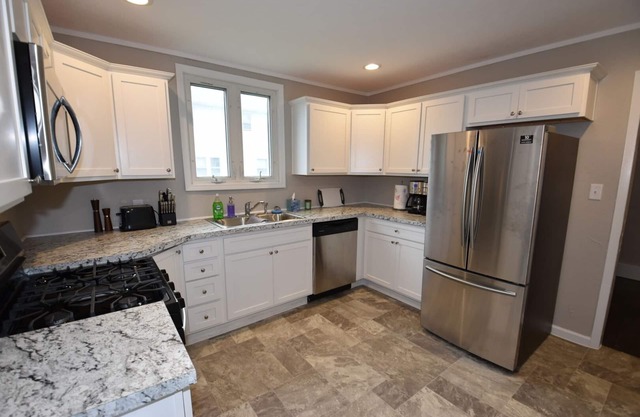 Walking distance to Notre Dame Campus, 3 bedroom 1.5 bath home.