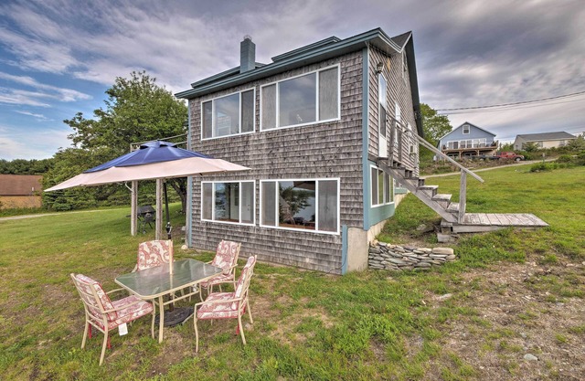 Waterfront Cottage - 17 Mi to Acadia Ntnl Pk!