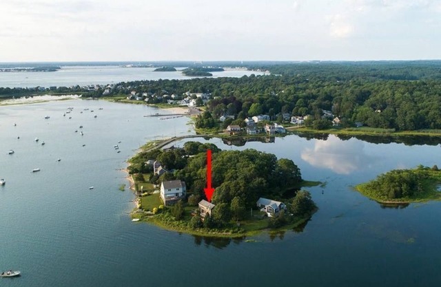 Waterfront Oasis on the Cape.
