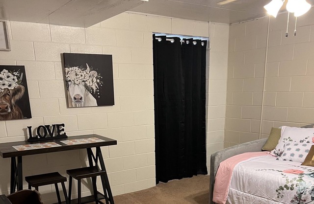 Way Up Acres and Lodging